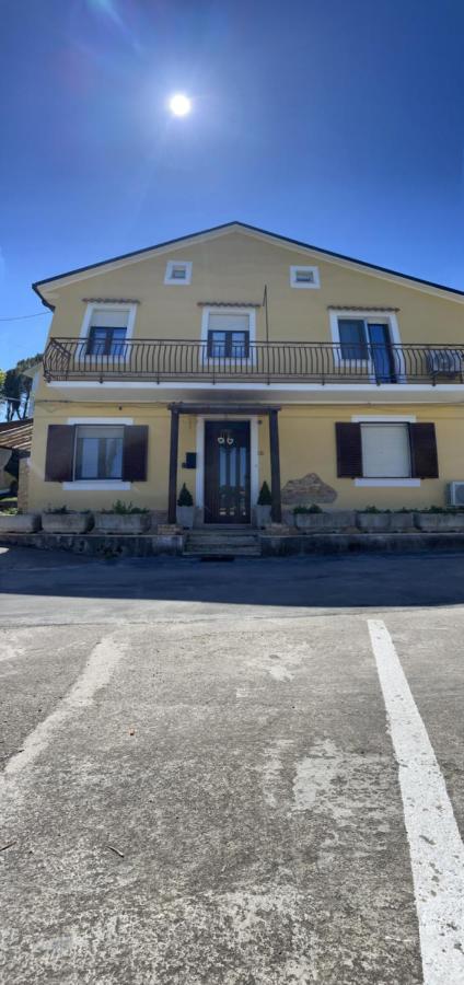 Sunflower Lanciano Bagian luar foto