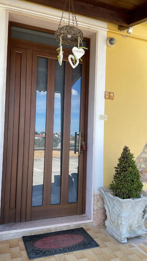 Sunflower Lanciano Bagian luar foto