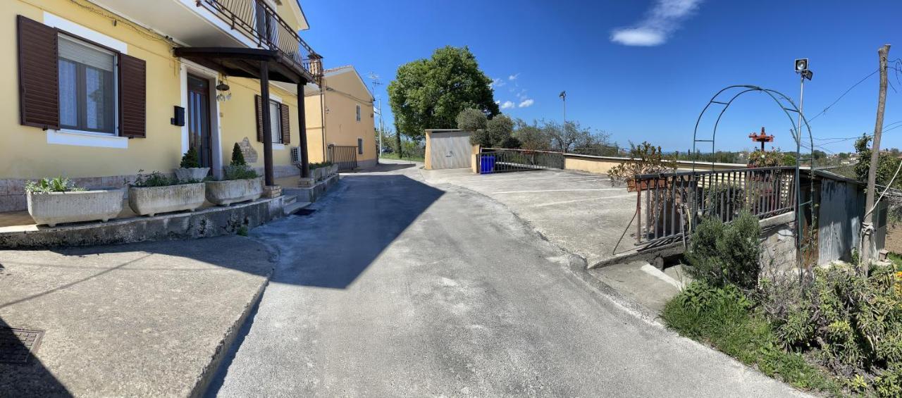 Sunflower Lanciano Bagian luar foto