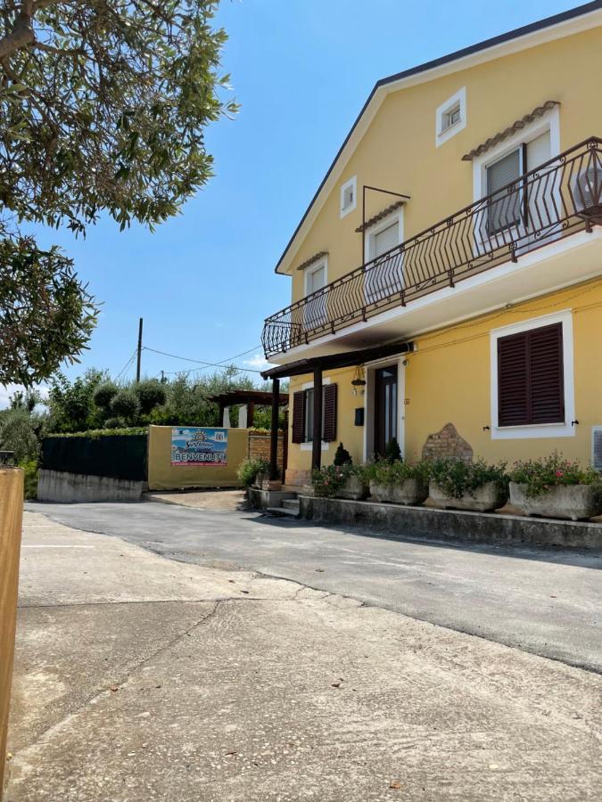 Sunflower Lanciano Bagian luar foto